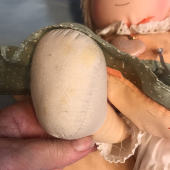 Precious moments doll and puzzle - Picture 3 of 12